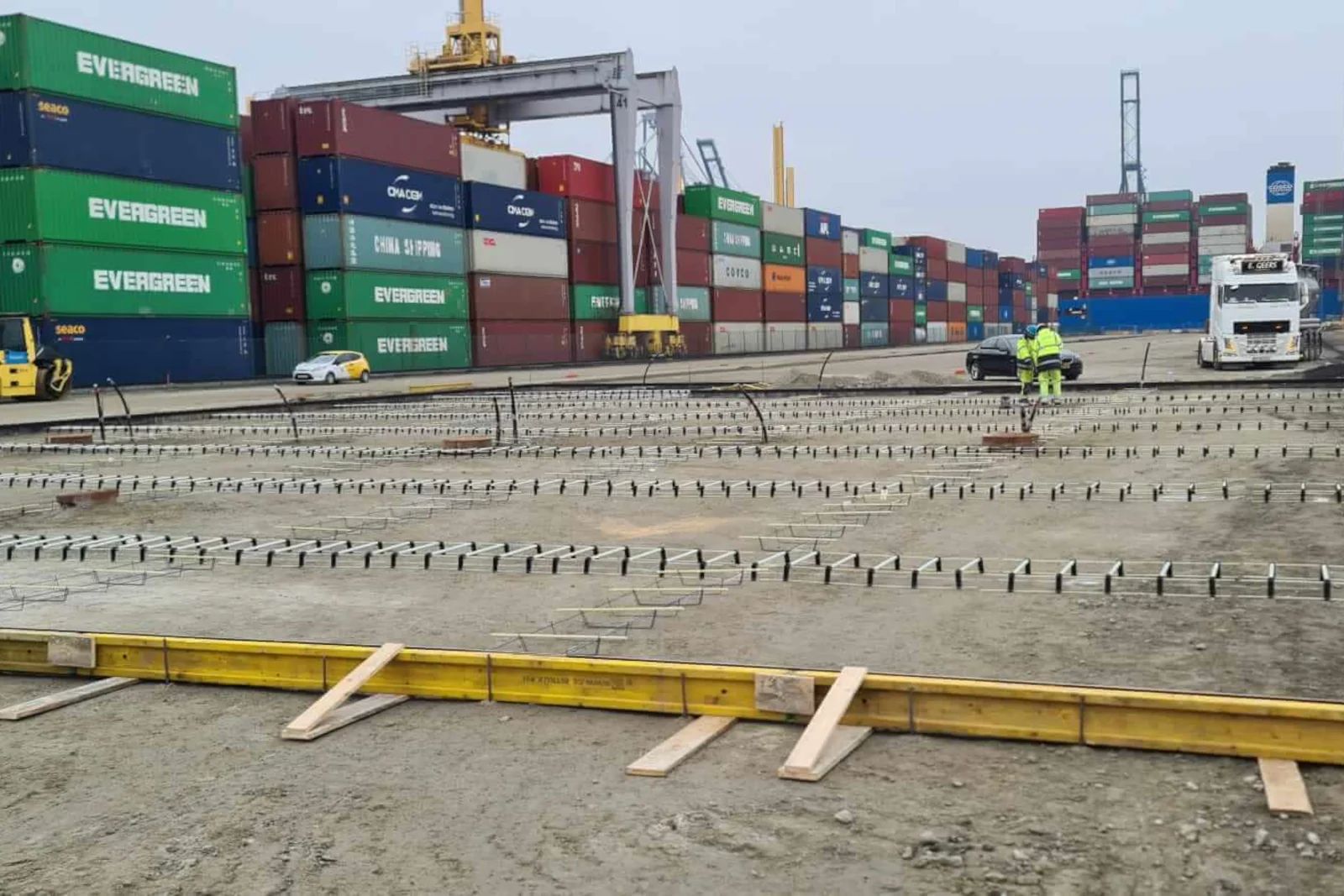 Pulwell GFRP dowel bars for port terminal